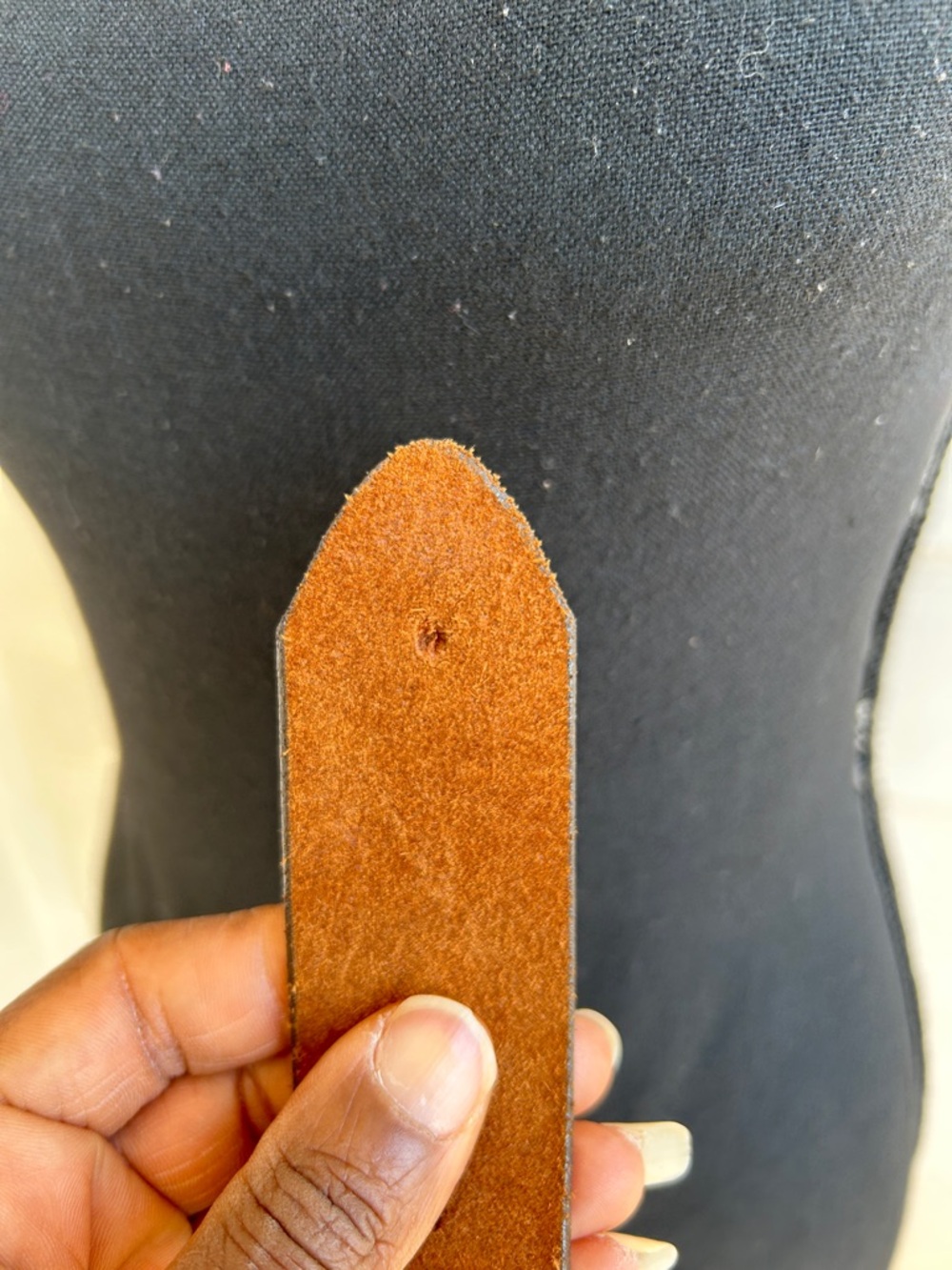 JUSTIN brown top grain leather belt. Size 39. Beautiful marble laid buckle. - Picture 12 of 12